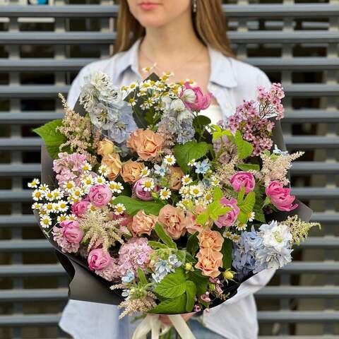 Bouquet «Colored mirage», Flowers: Tanacetum, Astilbe, Matthiola, Oxypetalum, Chamelaucium, Delphinium, Bush Rose, Rubus Idaeus