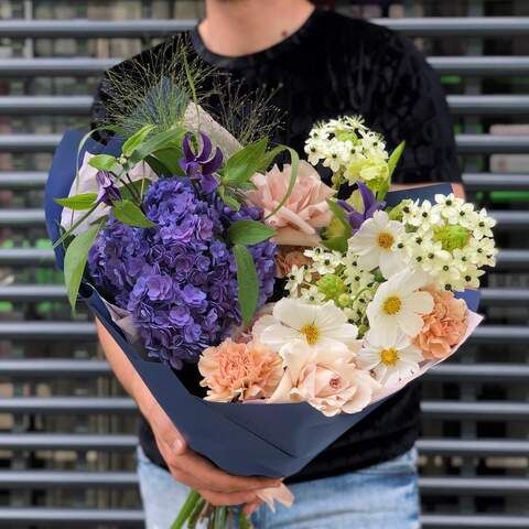Bouquet «Whims of Neptune», Flowers: Hydrangea, Rose, Dianthus, Cosmos, Panicum, Ornithogalum, Clematis