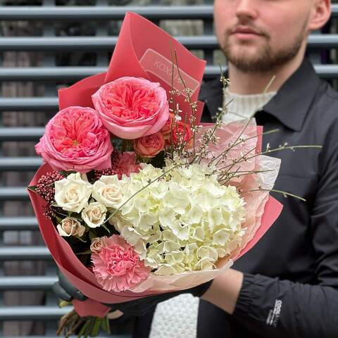 Bouquet «Pink and white», Flowers: Hydrangea, Pion-shaped rose, Genista, Bush Rose, Dianthus, Skimmia