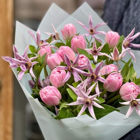 Photo of Delicate bouquet with tulips and clematis «Spring star»