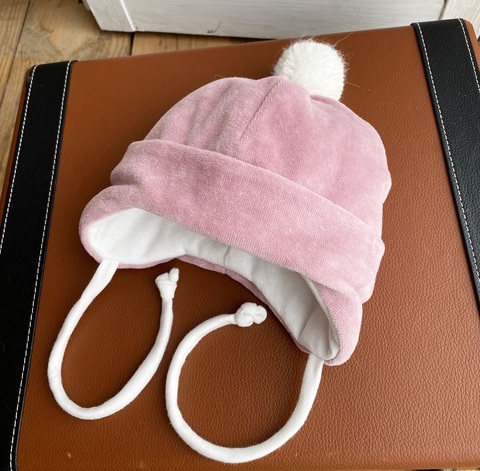 Велюровая шапочка для новорожденных (0-3 мес, пудра)
