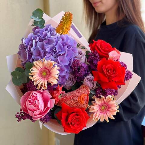 Bouquet «Vivid memories», Flowers: Hydrangea, Rose, Gerbera, Anthurium, Paeonia, Eucalyptus, Kniphofia