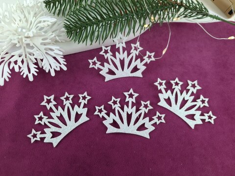 Набір сніжинок для обідка з зірочками білий №3