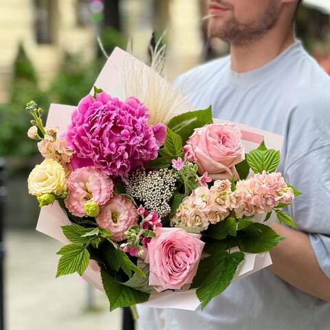 Bouquet «Moments of pleasure», Flowers: Paeonia, Matthiola, Eustoma, Pion-shaped rose, Stipa, Ozothamnus, Oxypetalum, Raspberry twigs