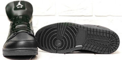 Зимние черные кроссовки с черной подошвой мужские Nike Air Jordan 1 Retro High Winter BV3802-945 All Black