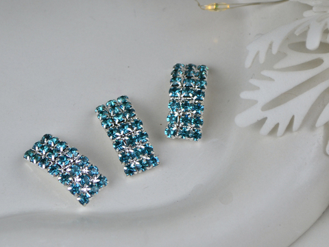 Декор Стразовий прямокутник з перетинкою блакитний