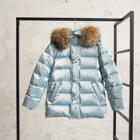 Підліткова зимова куртка з натуральноі опушки в блакитному кольорідля дівчинки