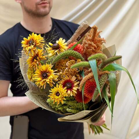 Warm bouquet «Ukrainian Yard», Flowers: Panicum, Setaria, Amaranthus Dark, Dahlia, Rudbeckia, Celosia