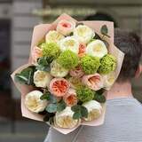 Photo of Mix of 19 peony roses of Juliet & Aurora Garden varieties in a bouquet «Luxurious Garden»