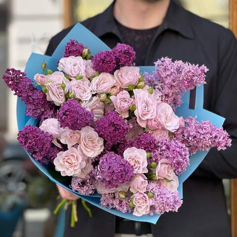 Ароматный букет в фиолетовых оттенках «Сиреневый чай», Цветы: Роза кустовая, Сирень