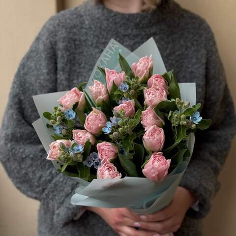 Fragile bouquet in delicate colors «Strawberry Cake», Flowers: Tulipa, Oxypetalum