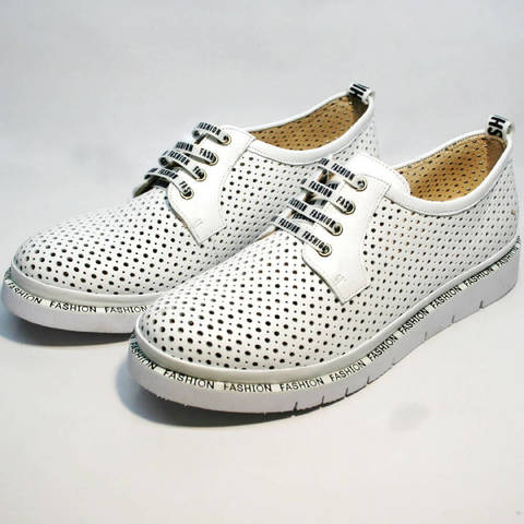 Кроссовки туфли с перфорацией женские. Белые спортивные блюхеры GUERO Sport White