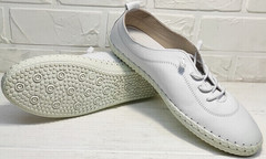 Спортивные туфли на плоской подошве женские Rozen 115 All White.