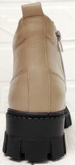 Бежевые женские ботинки на каблуке Yudi B-20 082 Beige.