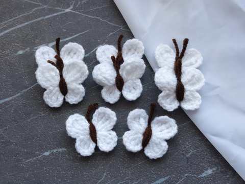 Метелик в'язаний білий (ручна работа)