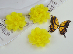 Квітка шифонова жовта