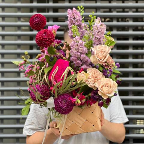 Flower basket «Purple serenity», Flowers: Banksia, Dahlia, Delphinium, Chamelaucium, Rose, Rubus, Thlaspi, Lathyrus