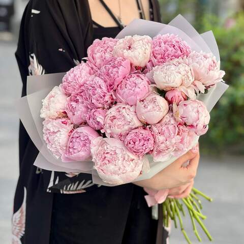 21 peonies in a bouquet «Summer Luxury», Flowers: Paeonia, 21 pcs.