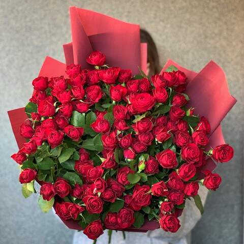 29 гілок кущової піоновидної троянди у букеті «Цілуй мене», Квіти: Троянда кущова піоновидна