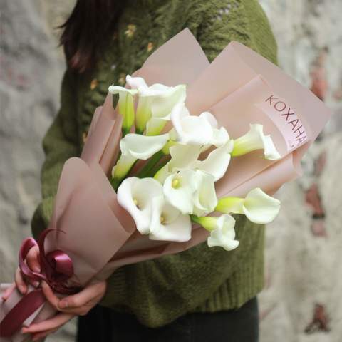 Delicate bouquet of 15 white callas, A light and stylish bouquet of white calla lilies is an excellent reason to order calla lilies with delivery to Lviv, Ukraine