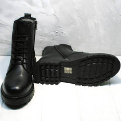 Черные грубые ботинки на тракторной подошве женские осень весна Misss Roy 252-01 Black Leather.