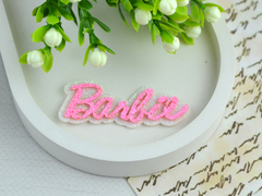 Патч-вирубка напис Barbie рожевий на білому