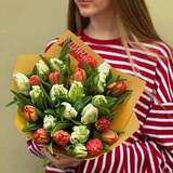 Photo of 25 tulips in a bouquet «Bright tenderness»