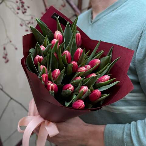 Bright bouquet of crisp tulips «Amazing Dream», Flowers: Tulipa, 25 pcs.