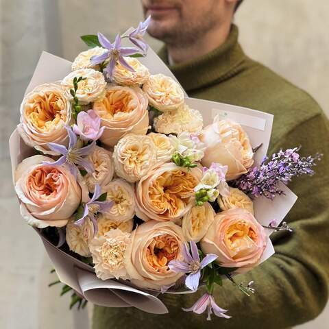 Appetizing peach bouquet of peony roses and fragrant freesia «Tender pie», Flowers: Clematis, Bush Rose, Freesia, Pion-shaped rose
