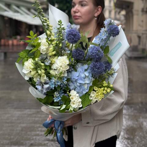 Interesting blue bouquet «Atlantic Dolphin», Flowers: Freesia, Delphinium, Allium, Hydrangea, Oxypetalum, Rubus Idaeus