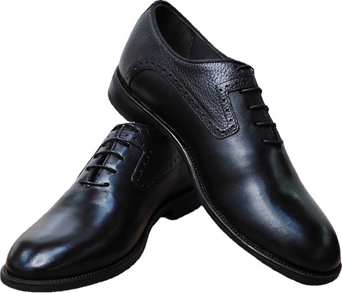 Кожаные туфли мужские классика. Черные туфли оксфорды. Красивые туфли на шнурках Luciano Bellini Black Leather.