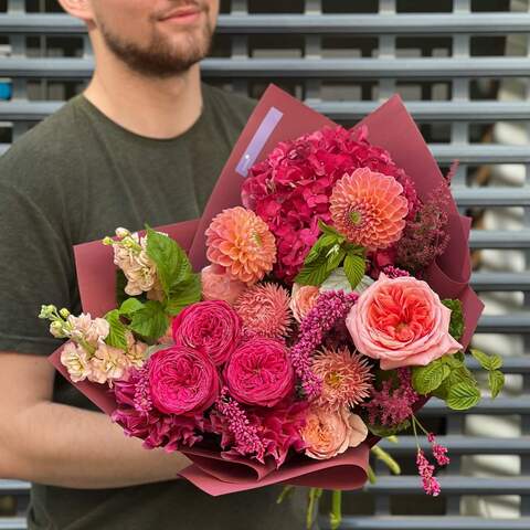 Bouquet «Raspberry inspiration», Flowers: Hydrangea, Pion-shaped rose, Astilbe, Matthiola, Dahlia, Rubus Idaeus, Aster, Bush Rose