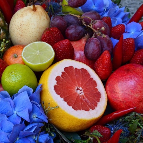 Photo of Flower-fruit basket 