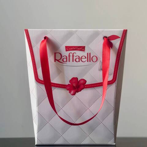 Raffaello, And these sweets are probably a legend. How can you stop when you have a box of Rafaello in your hands?