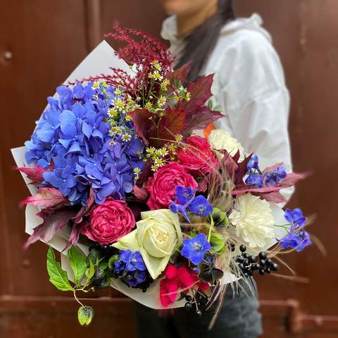 Bouquet «Gift of Autumn», Flowers: Hydrangea, Delphinium, Dianthus, Rose, Pion-shaped rose, Tanacetum