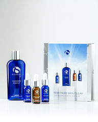 iS Clinical Основной уход New Year Skin Clear 2020 Promotion