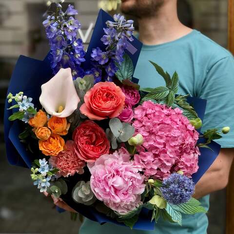 Picturesque bright bouquet «Flower Walk», Flowers: Paeonia, Allium, Oxypetalum, Pion-shaped rose, Helleborus, Delphinium, Zantedeschia, Rubus Idaeus, Dianthus, Eucalyptus, Hydrangea, Peony Spray Rose