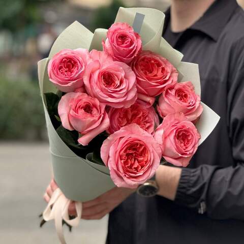 9 піоновидних троянд Pink Expression у букеті «Насичений персиковий», Квіти: Троянда піоновидна