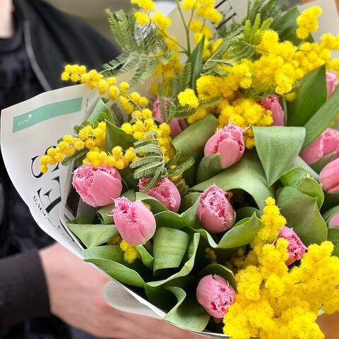Photo of 15 tulips and mimosa in a bouquet «Fragrant morning»