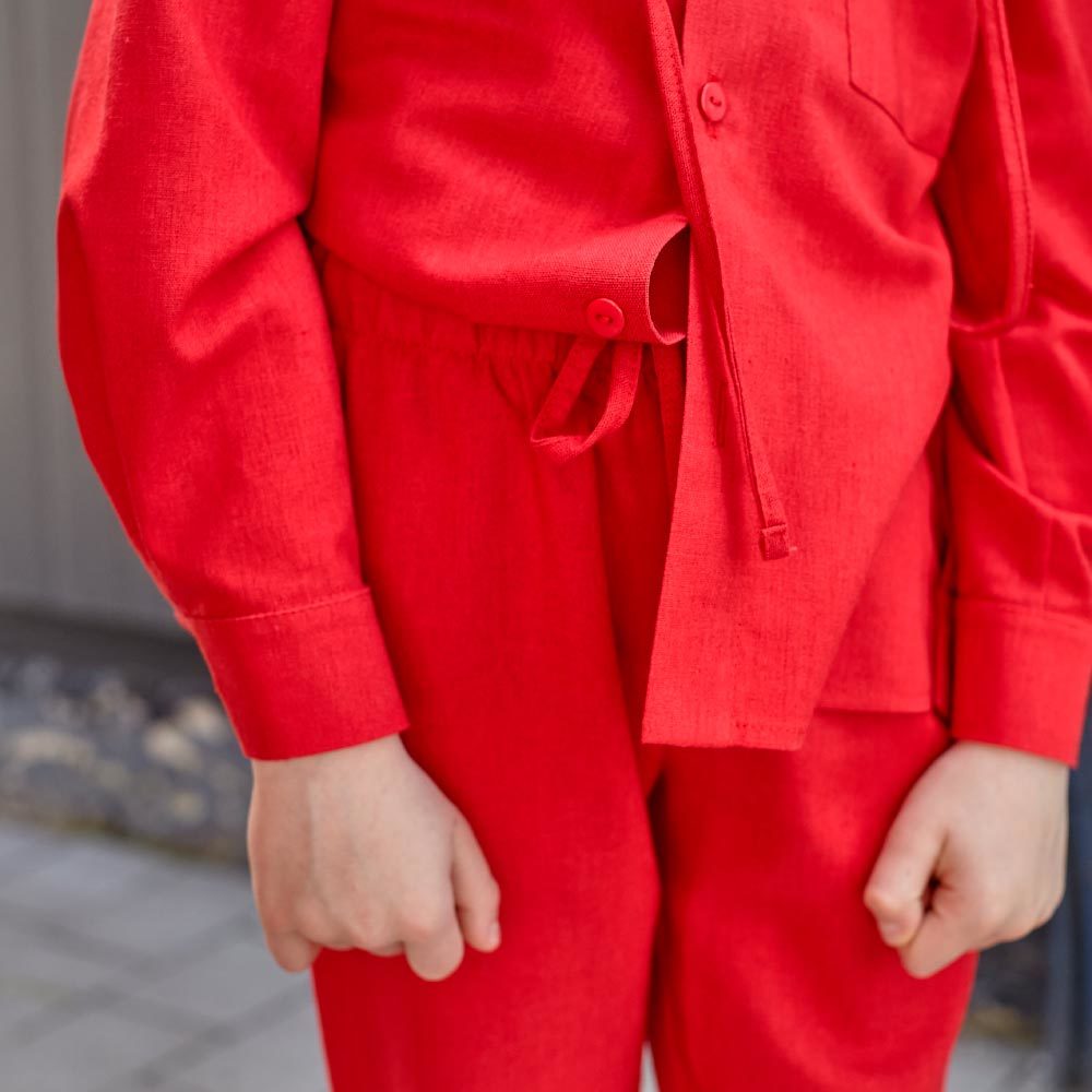 Дитячий костюм з льону для хлопчиків в червоному кольорі