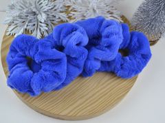 Резинки хутрові шиті сині