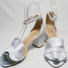 Стильные женские сандалии босоножки с закрытой пяткой и открытым носком Ari Andano K-0100 White