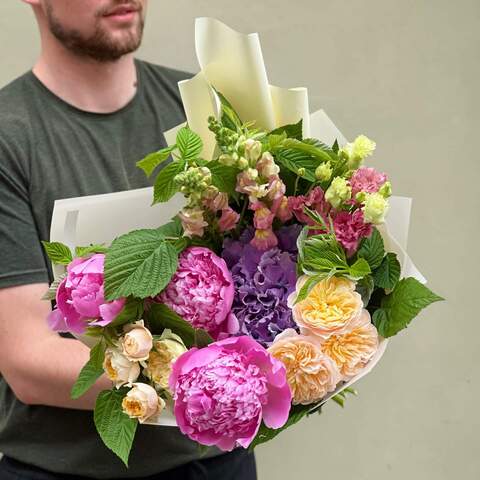 Bouquet «Blossoming look», Flowers: Paeonia, Antirinum, Peony Spray Rose, Hydrangea, Eustoma, Raspberry twigs