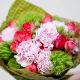 Photo of A small bouquet for raising the mood