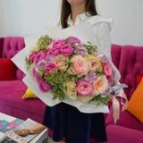 Photo of Gentle, bright bouquet