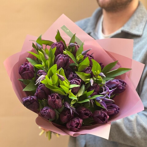 Mysterious purple duo bouquet of tulips and clematis «Dark night», Flowers: Tulipa, Clematis