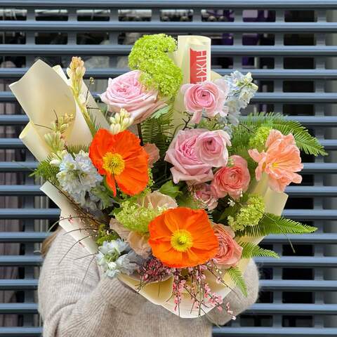 Bouquet «Sweet dreams», Flowers: Papaverum, Viburnum, Ranunculus, Delphinium, Rose, Ambrella, Tuberosa, Bush Rose, Pion-shaped rose