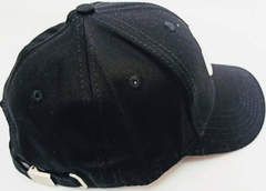 Черные кепки с надписью Nike 1144 Black-White.