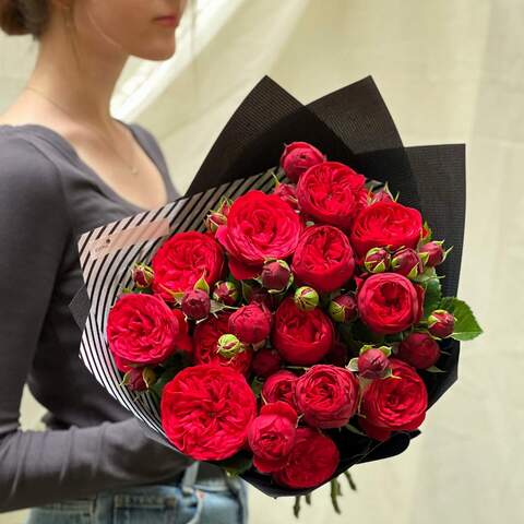 13 пионовидных роз в букете «Роскошная Piano», Цветы: Роза пионовидная