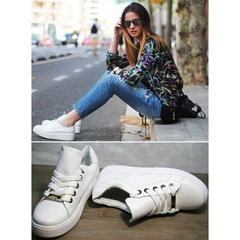 Белые кожаные женские кроссовки Molly shoes 557 Whate
